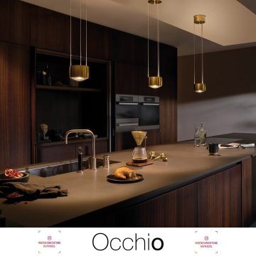 | Occhio Sento E LED Sospeso design by Axel Meise und Christoph KüglerEntworfen von Axel Meise und Christoph Kügler, präsentiert sich die spektakuläre Occhio Pendelleuchte Sento E Sospeso Up Fix in einem futuristisch angehauchten, puristischen 