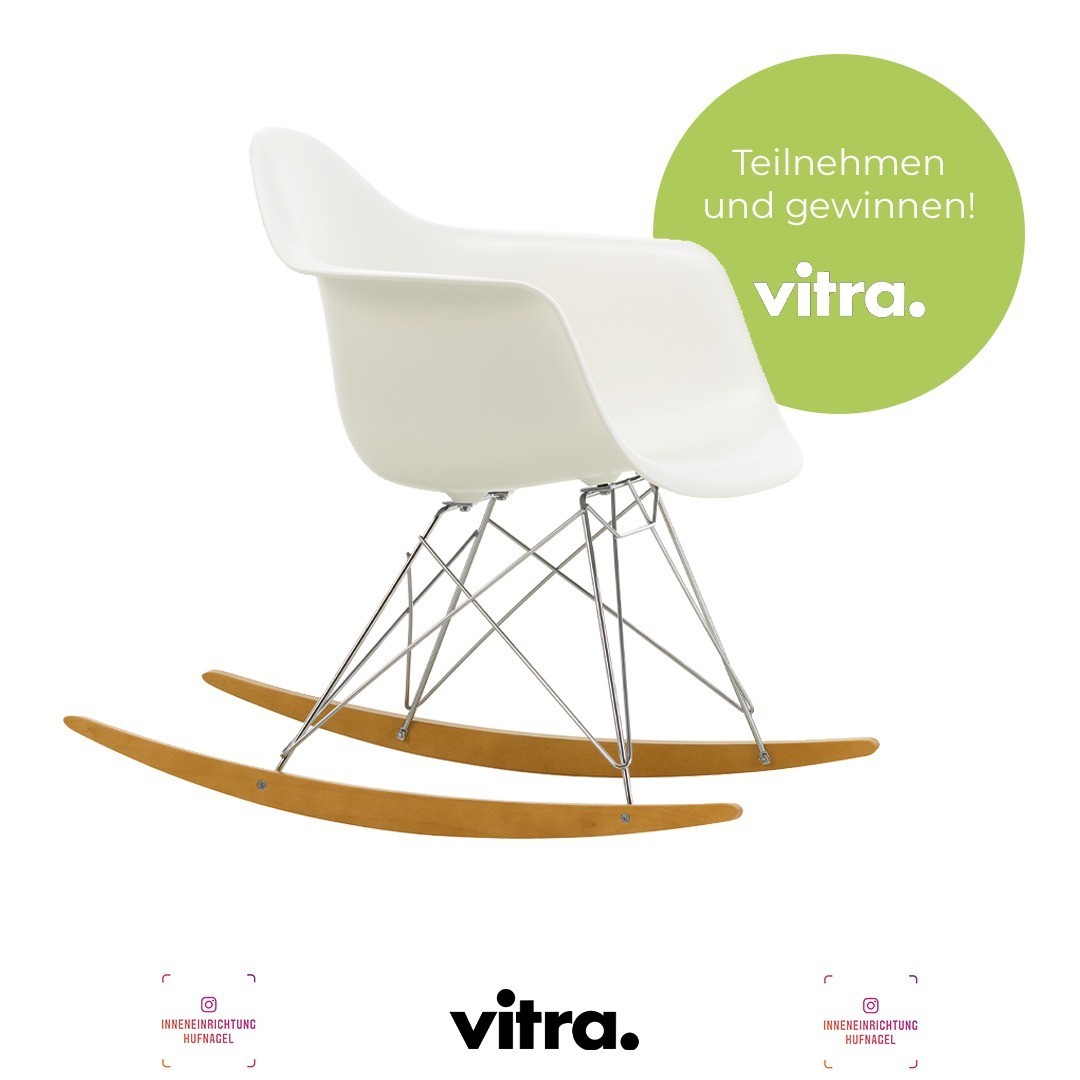 | WIR VERLOSEN@INNENEINRICHTUNGHUFNAGEL verlost einen Vitra Eames Plastic Armchair RAR Schaukelstuhl in der beliebtesten Ausführung. Mit weißer Sitzschale, verchromten Gestell und Kufen aus Ahorn im Wert von 530,- € passend zu unseren treuen 530 Fo