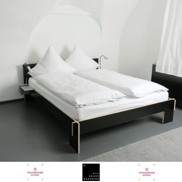| Nils Holger Moormann Siebenschläfer, design by Christoffer MartensDer Siebenschläfer ist ein steckbares Möbel aus der Familie der Betten. Zurückhaltend und metallfrei in seiner Konstruktion, zeigt er sich besonders flink im Körperaufbau. Bl