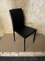 Vorschau: Kare Design Milano Kunst Lederstuhl schwarz weisse Naht Frontal Vorschau: Kare Design Milano Kunst Lederstuhl schwarz weisse Naht Frontal