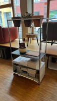 Vorschau: USM Haller Pflanzenweltregal 1 Klapptuere 2 offene Faecher 3 Tontoepfe Zubehor Seitlich Vorschau: USM Haller Pflanzenweltregal 1 Klapptuere 2 offene Faecher 3 Tontoepfe Zubehor Seitlich
