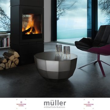 MARTINI Chair - Lässig cool und trotzdem elegant: Ob für die Lobby oder im Wartebereich, als Solitär Zuhause oder als privater Rückzug im Office. MARTINI Chair ist einfach einladend und bequem. In meisterlicher Handwerkskunst wird der Stuhl aufwendig