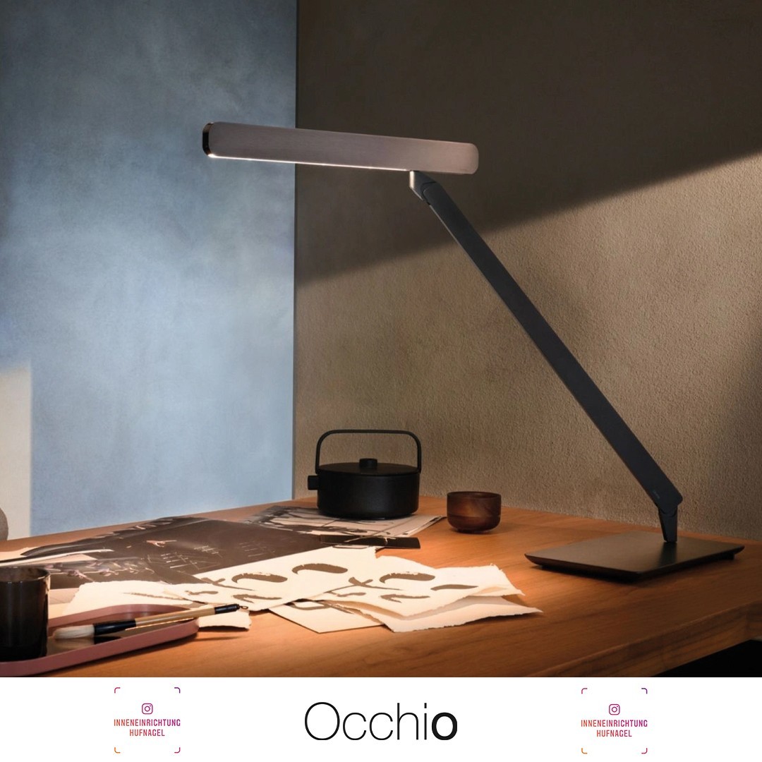 | Occhio Mito Taglio tavolo - shaping the futureMarkant, geradlinig und faszinierend beweglich: Taglio vereint klare Formensprache mit maximalem Bedienkomfort – und öffnet mit Form und Funktion ein neues Kapitel für Design und Anwendung von Tischle