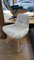 Freifrau Leyasol Armchair Low Outdoorstoff Lopi marble Gestell verkehrsweiss Freifrau Leyasol Armchair Low Outdoorstoff Lopi marble Gestell verkehrsweiss