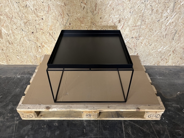 HAY Tray Table Beistelltisch 60x60x39 cm schwarz