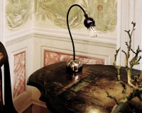 Vorschau: Serien Lighting POPPY Table schwarzviolett Tischleuchte am Couchtisch Vorschau: Serien Lighting POPPY Table schwarzviolett Tischleuchte am Couchtisch