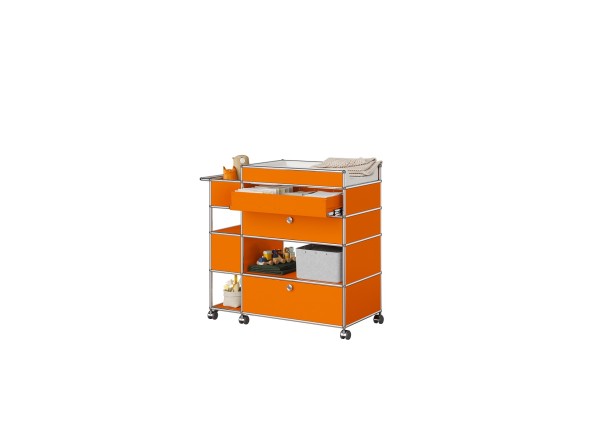 USM Haller Lookbook 2025 Kindermobel Spielzimmermobel Wickeltisch offene Facher Klappturen Auszugstablare Stauraum Inos Boxen 34