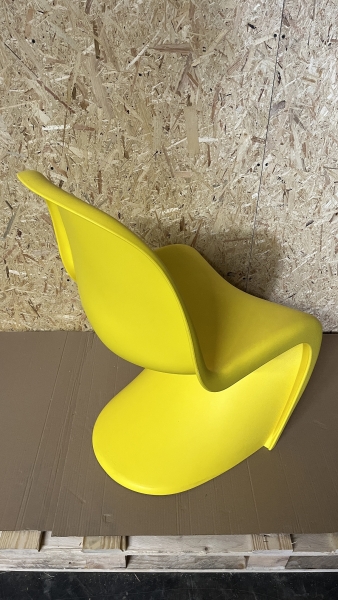Vitra Panton Chair Stuhl Polypropylen gelb alte Sitzhohe Rucken