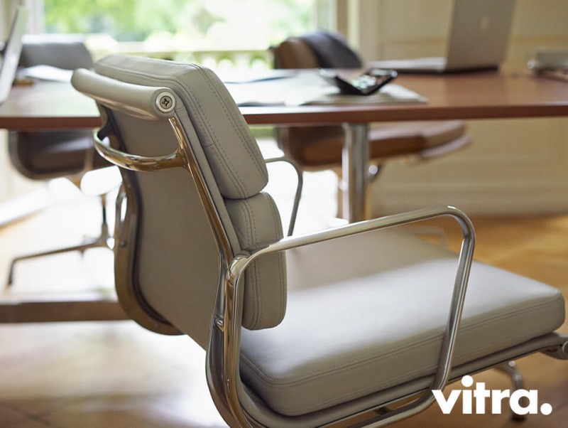 Vitra Aluminium Soft Pad Chair