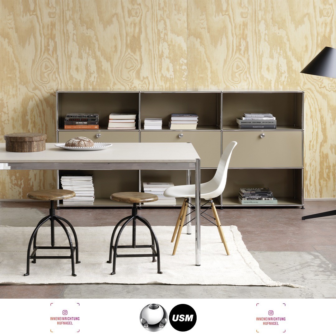 | USM Haller MöbelbausystemGestalten Sie ein Zuhause, das Ihre Persönlichkeit widerspiegelt. Mit dem USM Möbelbausystem Haller entwerfen Sie Ihre individuelle Einrichtung in zeitlosem Design. Möbel mit Stil - nach Ihren Wünschen gestaltet!US