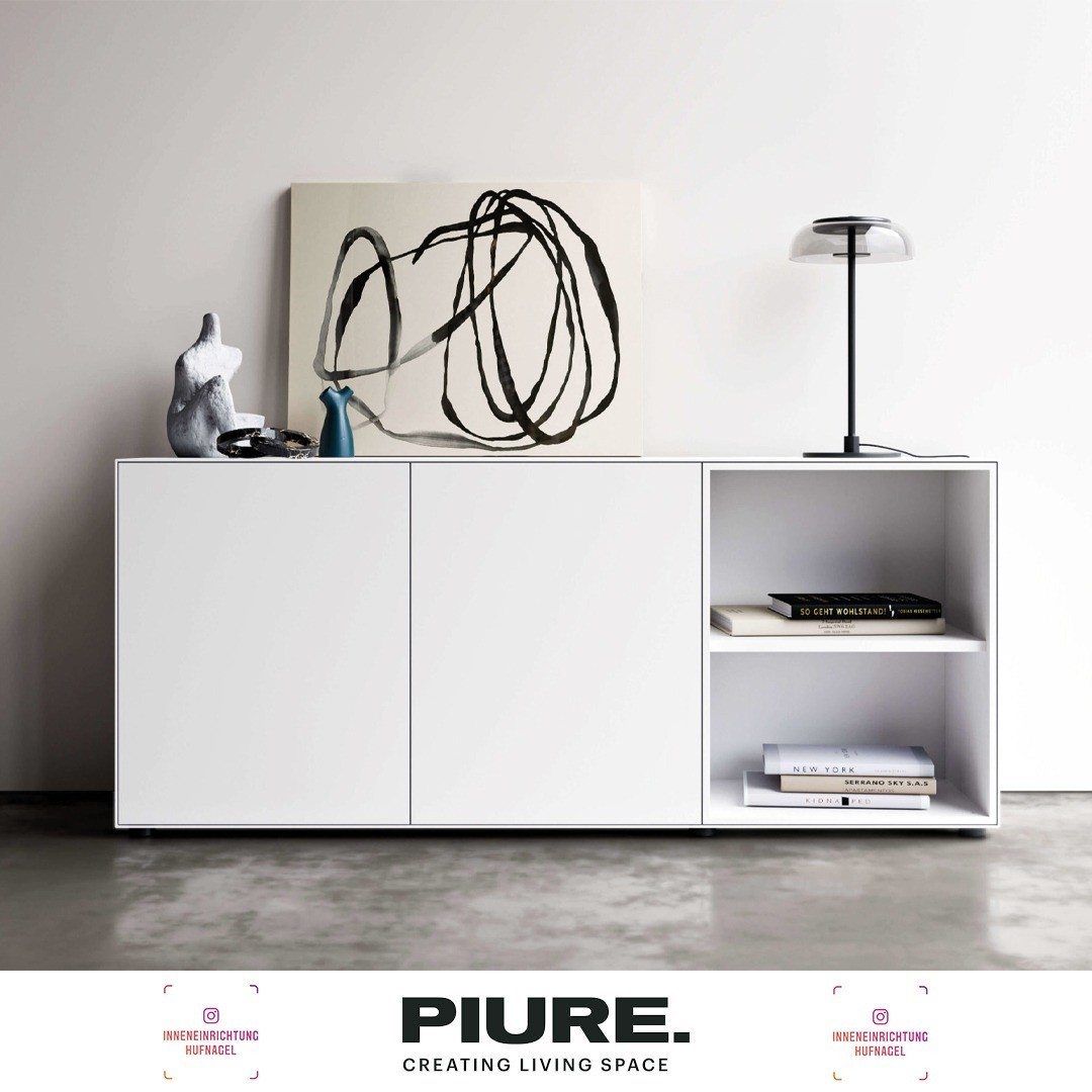 | PIURE Nex Pur Box KollektionFinessenreich im Detail, auf Gehrung gearbeitet, mit feinen Schattenfugen und sehr variabel – die Nex Pur Boxen können Sie vielfältig zusammenstellen, da es sie in 13 Varianten gibt. Die Türen-, Schubkästen- und Kombib