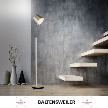 | Baltensweiler FEZ S StehleuchteFEZ ist der Name einer Stadt, wo einst eine Kopfbedeckung in Form eines Kegelstumpfes kreiert wurde. FEZ ist aber auch der Name einer Stehleuchte für Heim und Büro.FEZ S, die teleskopisch ausziehbare Stehleuchte