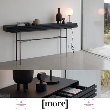 | MORE Möbel Harri Konsole - design by Peter Fehrentz, 2019Ganz schön leichtfüßig schwebt die Konsole HARRI im Raum. Das filigrane Y-Gestell aus anthrazitfarben lackiertem Stahl, wird durch die strukturierte Holzoberfläche ideal ergänzt. Die reduz