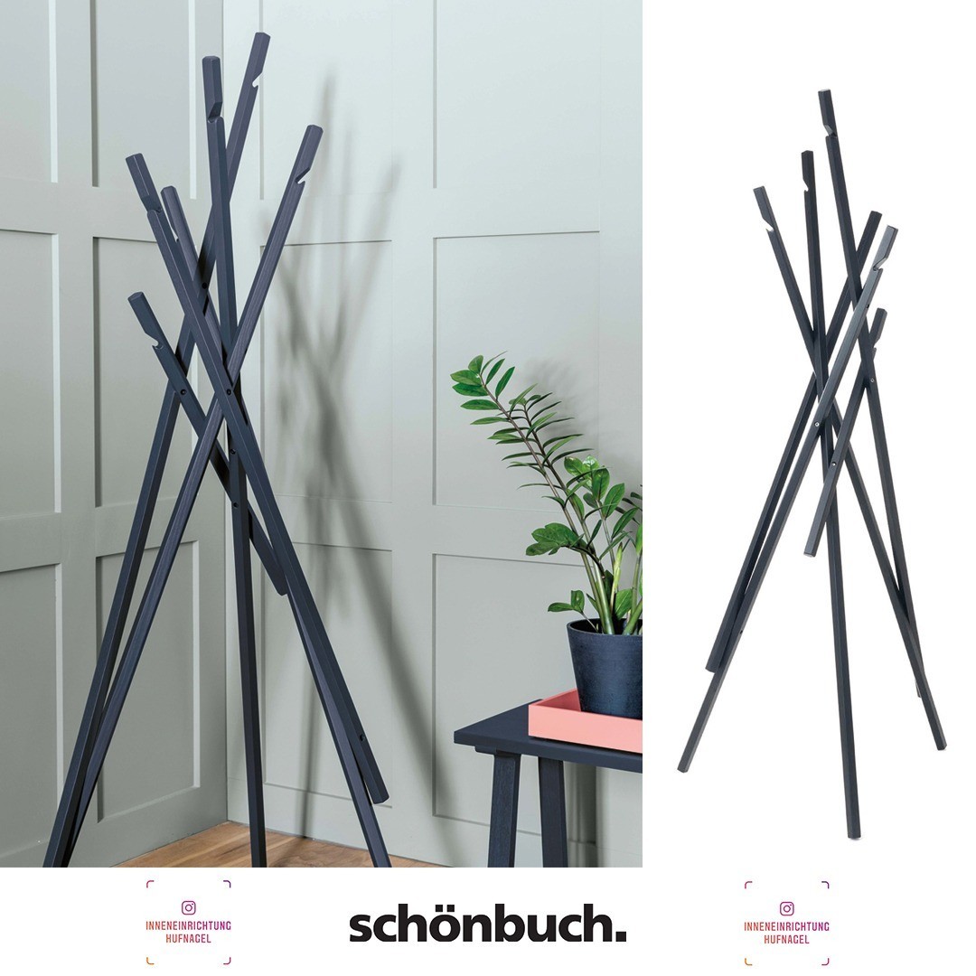 | Schönbuch STICKS Garderobenständer design by Michael SchwebiusHolz im New Look. Der Garderobenständer STICKS besteht aus 6 ineinander verkanteten Massivholzstäben, sie haben Einkerbungen am oberen Ende für zusätzliche Aufhängemöglichkeiten. Es gi