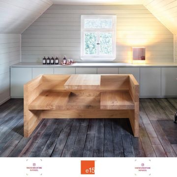 | e15™ Tafel Tischbank, design by Hans de Pelsmacker, 2000Die Tischbank TAFEL erregt als Möbel durch ihre skulpturale Formgebung besondere Aufmerksamkeit und wurde so bereits mehrfach in Museen gezeigt. Die Kombination aus Tisch und Bank vermittelt
