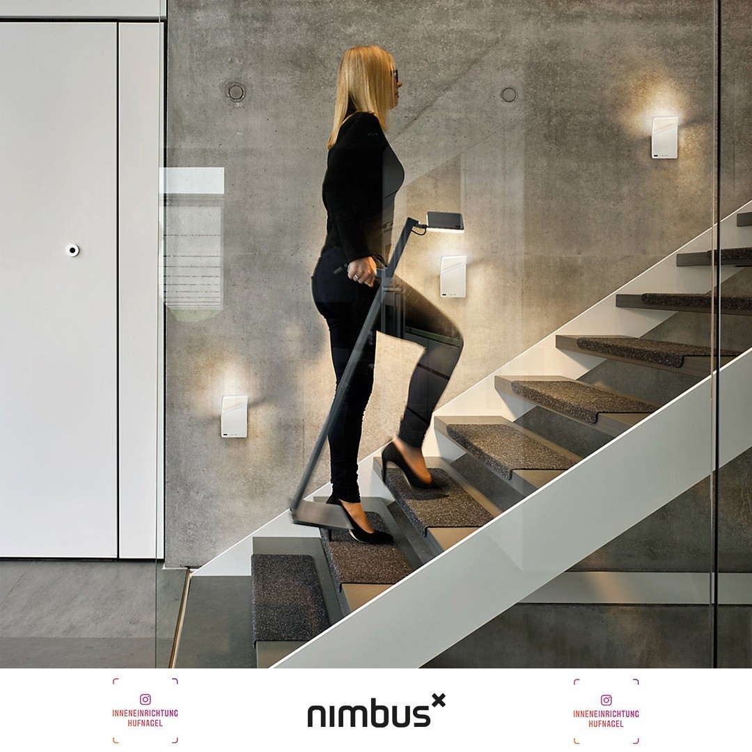 Licht zu mitnehmen, völlig egal ob eine Steckdose in der Nähe ist. Was wie Zukunftsmusik klingt, ist mit der kabellosen Leggera 101 CL vom deutschen Hersteller Nimbus aus Stuttgart längst Wirklichkeit. Denn in die federleichte Stehleuchte ist ein lei
