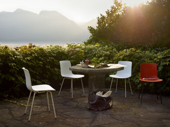 Vitra HAL Tube Stackable schwarz