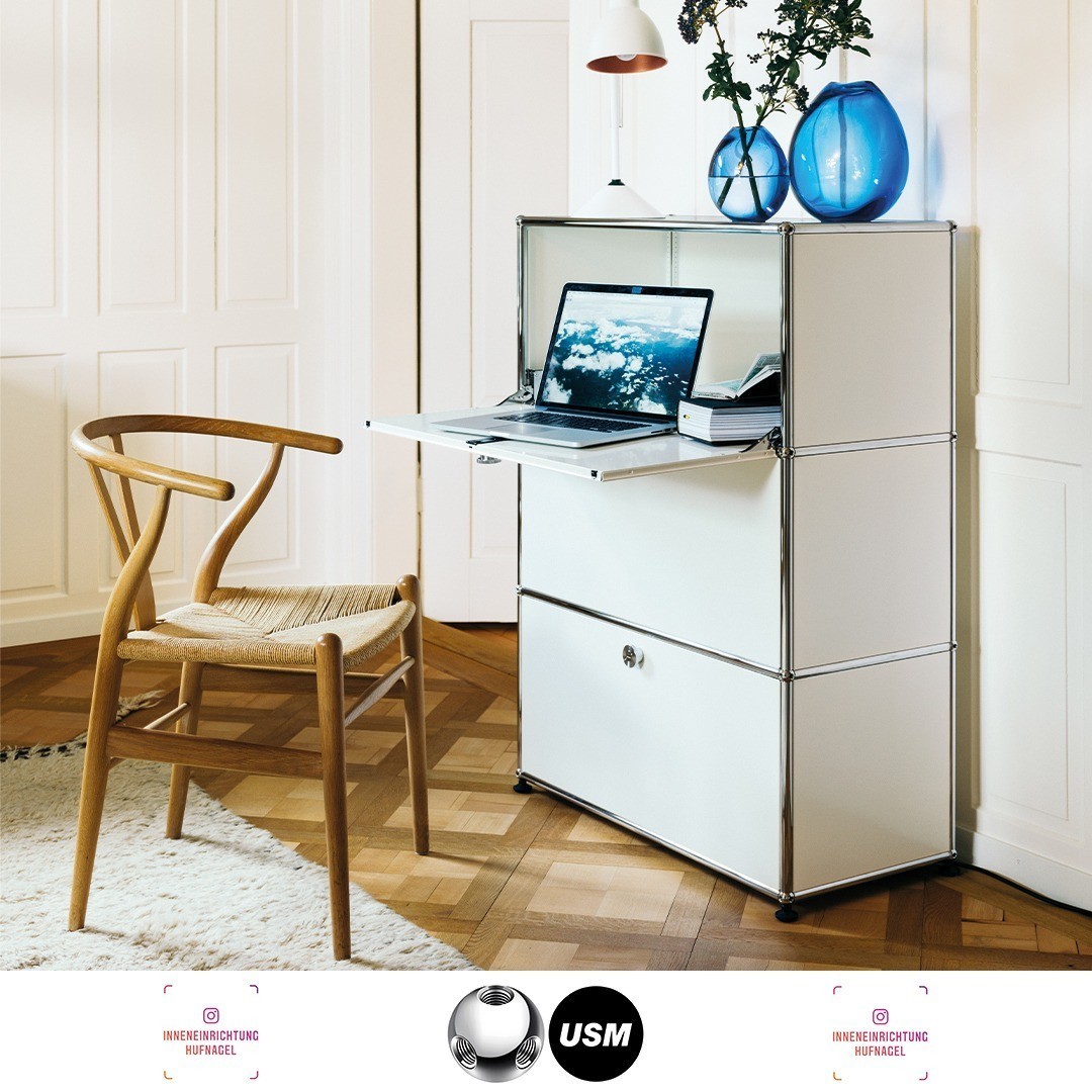 | USM Haller Sekretär / Home Office LösungEine hochwertige Umgebung in Ihrem Home Office wirkt sich in besonderem Maße auf die Produktivität, Zufriedenheit bei der Arbeit und das allgemeine Wohlbefinden aus. Verwandeln Sie Ihr Büro vom funktion