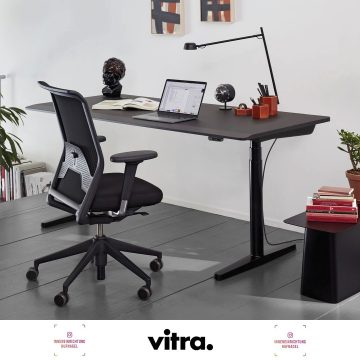 | Vitra Home Office InspirationArbeiten im HomeofficeWer mehr Zeit zu Hause verbringt, bewegt sich weniger und sitzt mehr. Die Vorteile von ergonomischen Möbeln sind noch offensichtlicher geworden. Arbeitsstühle und verstellbare Schreibtische hal