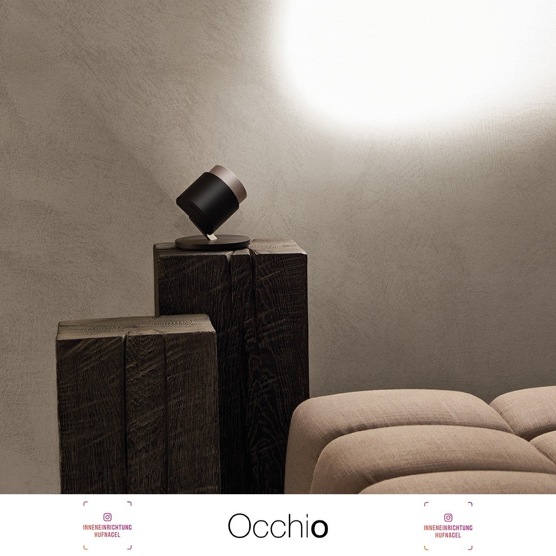 | Occhio lui bassolui basso – Funktion und Design harmonisch vereint. Mit dem Bodenstrahler lui basso setzen Sie Räume perfekt in Szene. Flexibel einstellbar dank 3d-Kinematik und wechselbaren Objektiven, wie man sie aus der Fototechnik kennt, erm