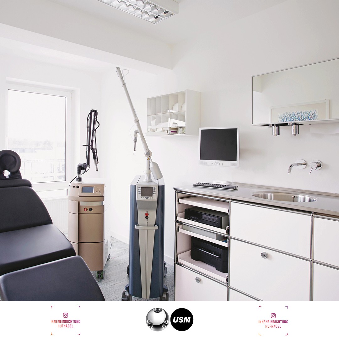 | USM Haller Solution HealthcareSeit mehr als 50 Jahren gehört das USM Möbelbausystem Haller zu den besonderen Highlights in der Einrichtungsbranche und ist weltweit zum Inbegriff für zeitloses Design geworden. Es steht für multifunktionale Möbelar